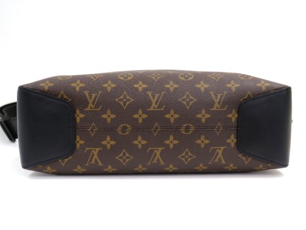 2000773256500044 6 Louis Vuitton Torres Shoulder Bag Monogram Macassar