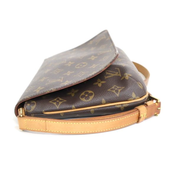 2000773256500243 3 Louis Vuitton Musette Tango Shoulder Bag Monogram