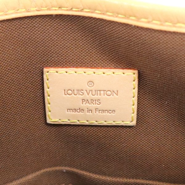 2000773256500267 6 Louis Vuitton Batignolles handbag monogram brown