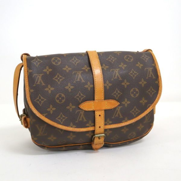 2000773256500434 2 Louis Vuitton Saumur 30 Monogram Brown