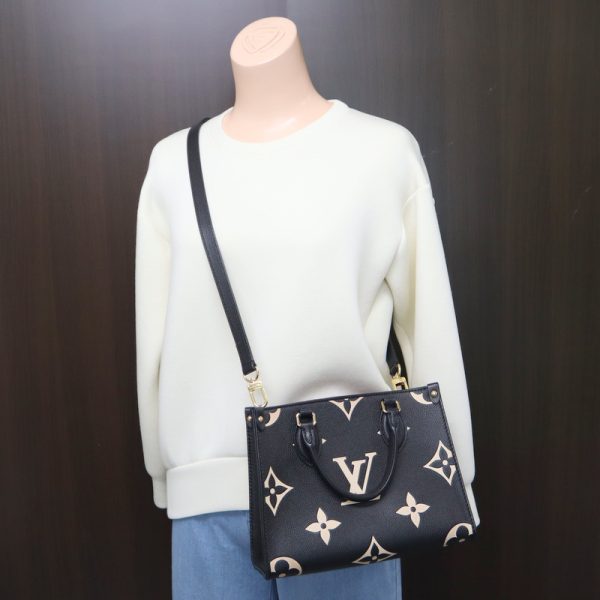 2000773256500670 7 Louis Vuitton On the Go PM Tote Bag Bicolor Empreinte