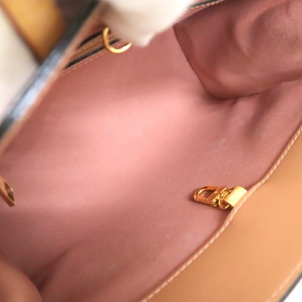 2000803255000357 8 Louis Vuitton Catalina MM handbag Vernis Rosevelleur Brown