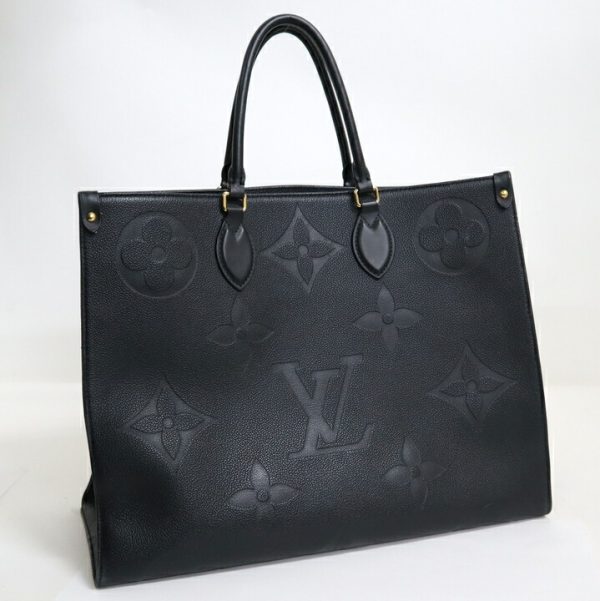 2000803255000376 1 Louis Vuitton On the Go GM Tote Bag Empreinte Noir