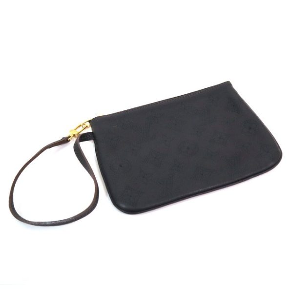 2000803256100143 2 Louis Vuitton Accessory Pouch Mahina Black