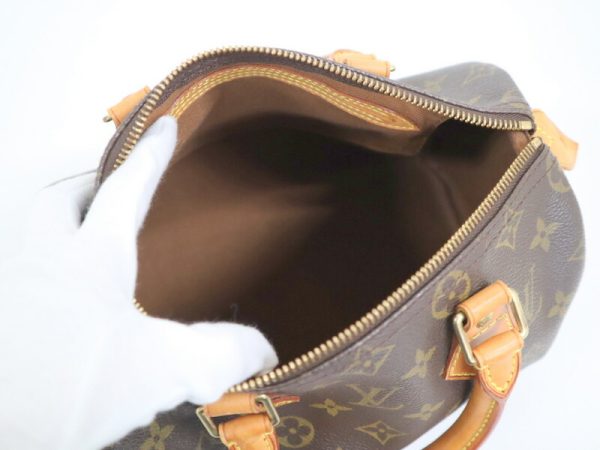 2000803256100311 5 Louis Vuitton Speedy 25 Handbag Monogram