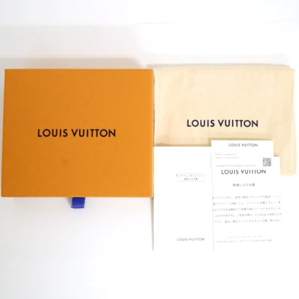 2001017255000574 7 Louis Vuitton Zippy Coin Monogram Giant