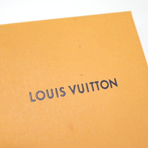 2001017255000574 8 Louis Vuitton Zippy Coin Monogram Giant