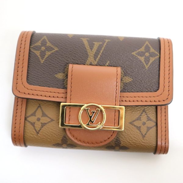 2001017256500543 1 Louis Vuitton Dauphine Wallet Monogram Reverse