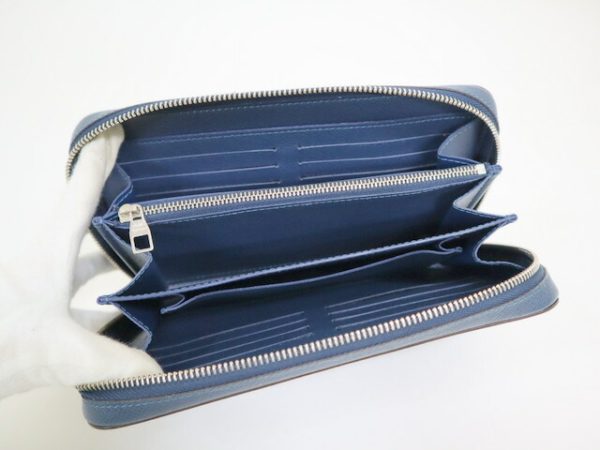 2001017256600378 5 Louis Vuitton Zippy XL Long Wallet Taiga Blue Marine M44276