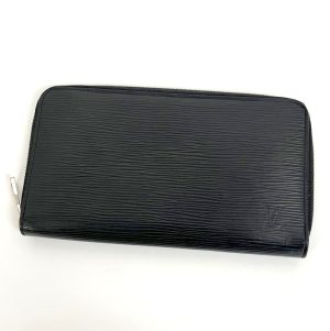 2001017256600755 1 Louis Vuitton Portefeuille Brazza Wallet Black