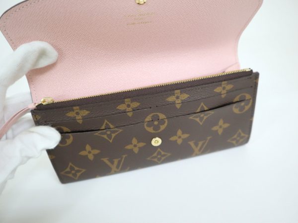 2001017256600758 5 Louis Vuitton Portefeuille Emily long wallet