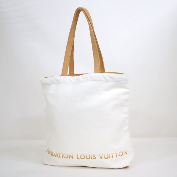 2001198255400608 2 Louis Vuitton Fondation Museum Tote Bag White