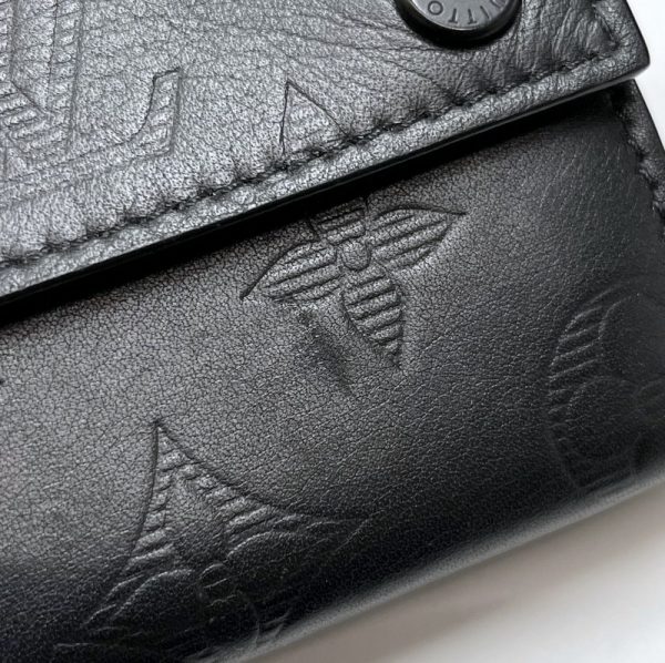 2001198255500277 2 Louis Vuitton Monogram Shadow Discovery Wallet