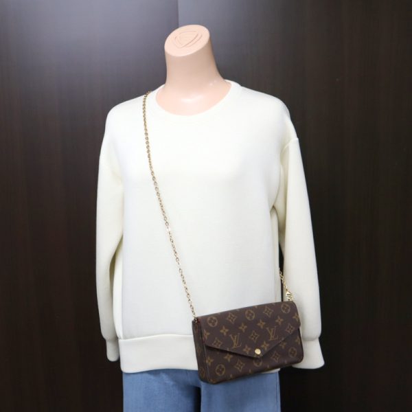 2001198256200099 8 Louis Vuitton Pochette Felicie Shoulder Bag Monogram