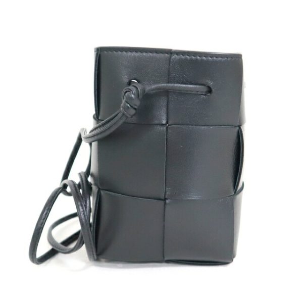 2010297256300021 4 Bottega Veneta Cassette Mini Crossbody Bucket Black