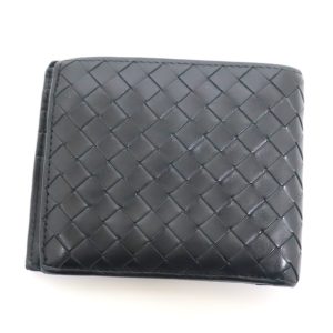 2010303255000046 1 Louis Vuitton Portefeuille Rock Wallet Black Beige