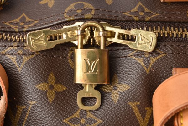 201031 19 lv 6 Louis Vuitton Keepall 50 Monogram Shoulder Bag