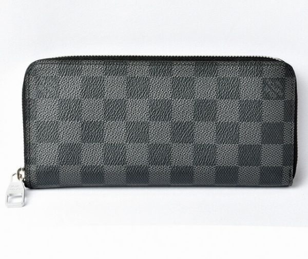 201031 23 lv 1 Louis Vuitton Zippy Wallet Damier Graphite