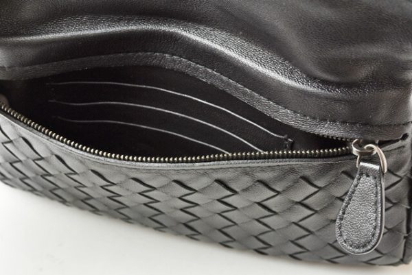 201031 24 bv 10 Bottega Veneta Clutch Bag Shoulder Chain Black