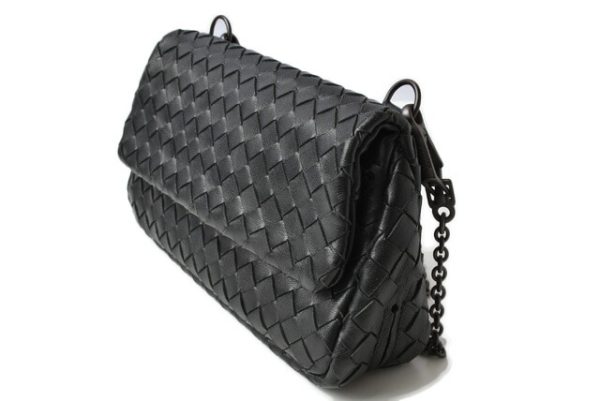 201031 24 bv 2 Bottega Veneta Shoulder Bag Chain Black