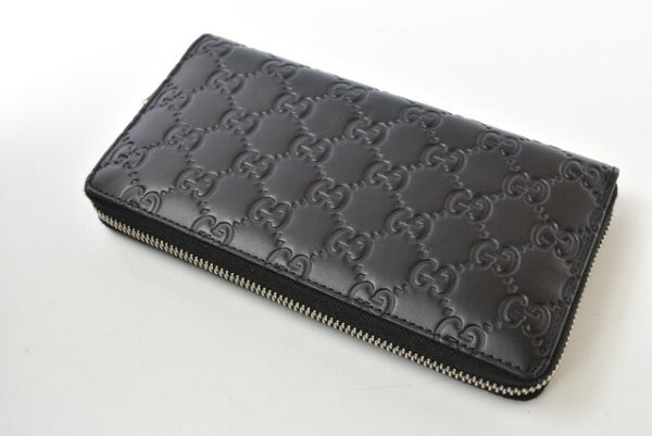 201031 32 g 3 Gucci Long Wallet Guccisima Dorian Black