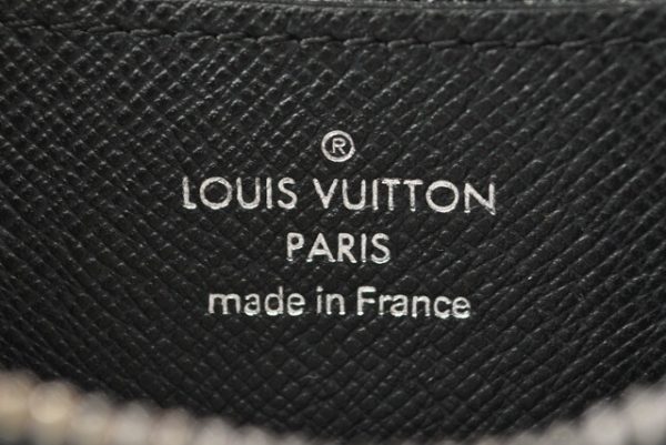 201031 35 lv 8 Louis Vuitton Zippy Coin Taiga Ardoise