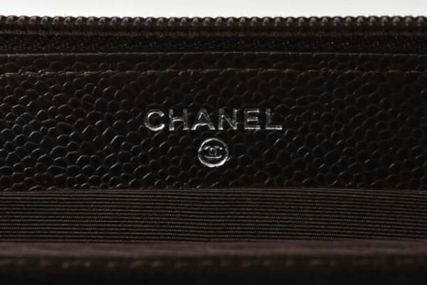 201115 ch 13 9 CHANEL Long Wallet Coco Mark Caviar Skin Brown