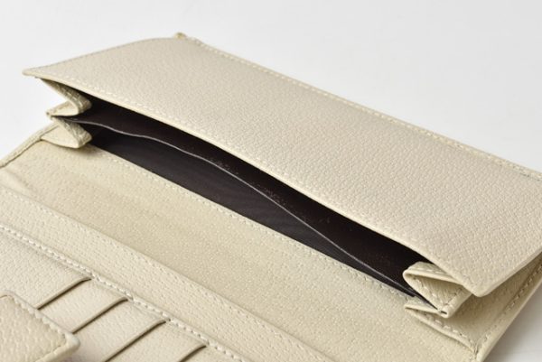 20111508g 8 Gucci Long Wallet Interlocking G Ivory