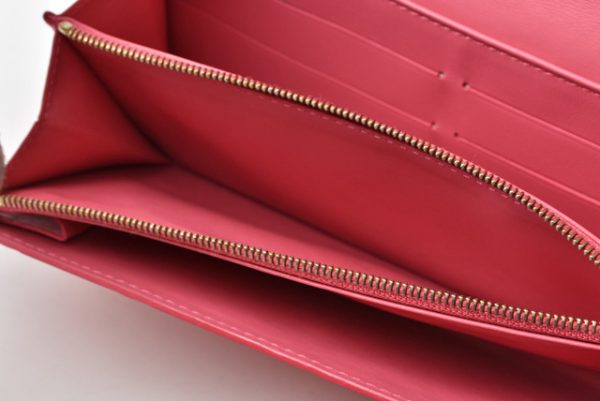 201115l310 Louis Vuitton Sara Wallet Long Vernis Framboise