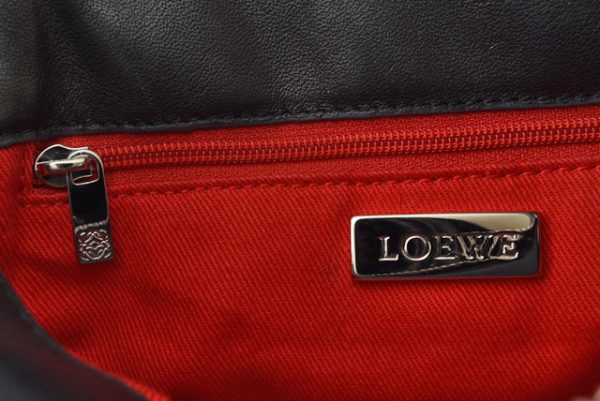 201122 1 8 lo 7 Loewe Shoulder Bag Suede Black