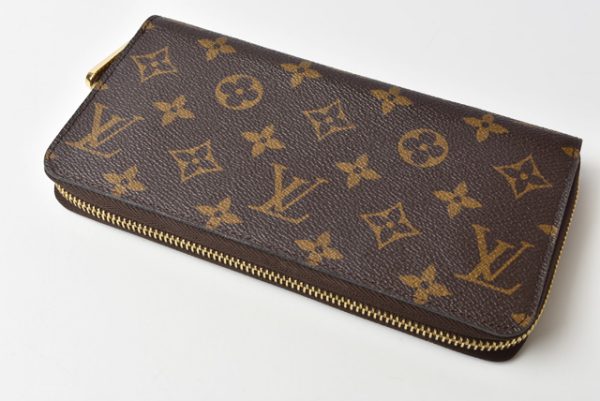 201122 2 9 l 2 Louis Vuitton Zippy Wallet Monogram Fuchsia