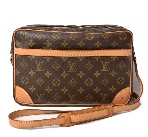 201215 16 lv 1 Louis Vuitton Trocadero Shoulder Bag Monogram Brown