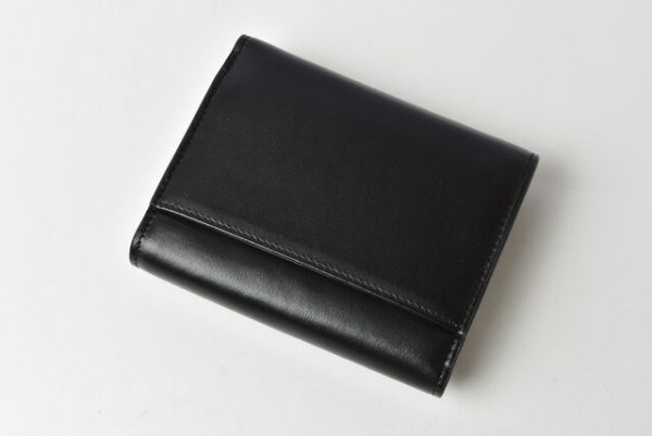 201225 635 03 3 Saint Laurent Wallet Monogram Studs Black