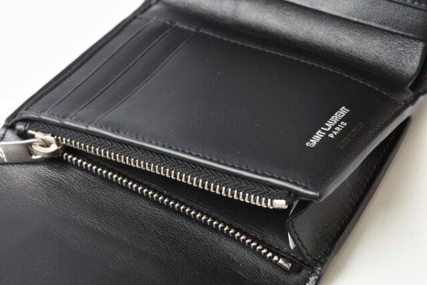 201225 635 03 8 Saint Laurent Wallet Monogram Studs Black