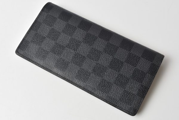 201229 17 lv 2 Louis Vuitton Brother Wallet Long Damier Graphite