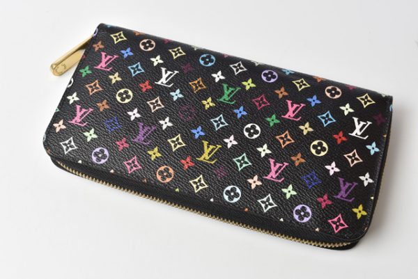 201229 18 lv 3 Louis Vuitton Zippy Wallet Monogram Grenade