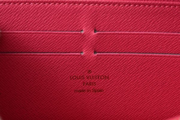 201229 18 lv 9 Louis Vuitton Zippy Wallet Monogram Grenade