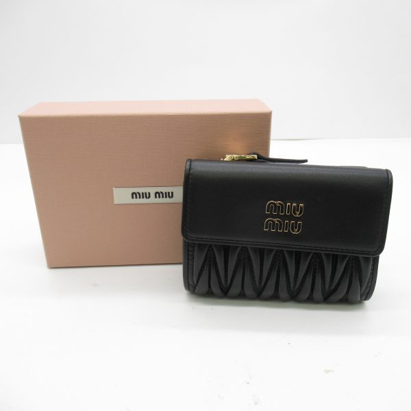 2101217626859 8 Miu Miu Wallet Black