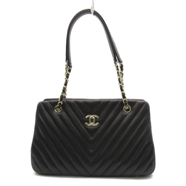 2101217695473 1 Chanel V Stitch Lambskin Chain Shoulder Bag Black