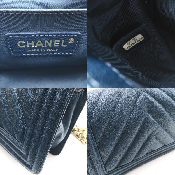 2101217809511 9c Chanel Boy Chanel Chain Shoulder Bag Caviar Skin Blue