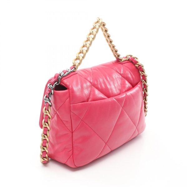 2101217822367 2 Chanel 19 DIsneuf Matelasse Shoulder Bag Pink