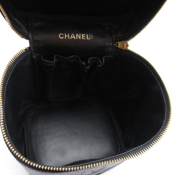 2101217841702 2 Chanel Vanity Bag Caviar Skin Black