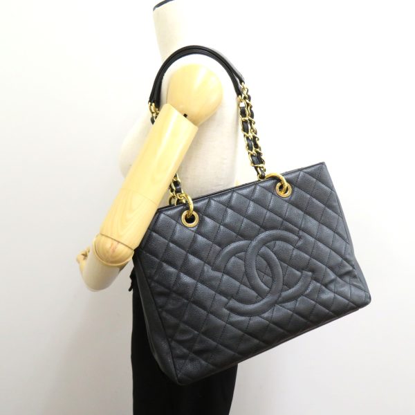 2101217886635 5 Chanel GST Tote Caviar Skin Black