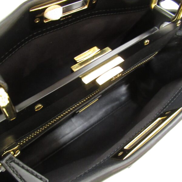 2101217886734 11 Fendi Peekaboo Shoulder Bag Black