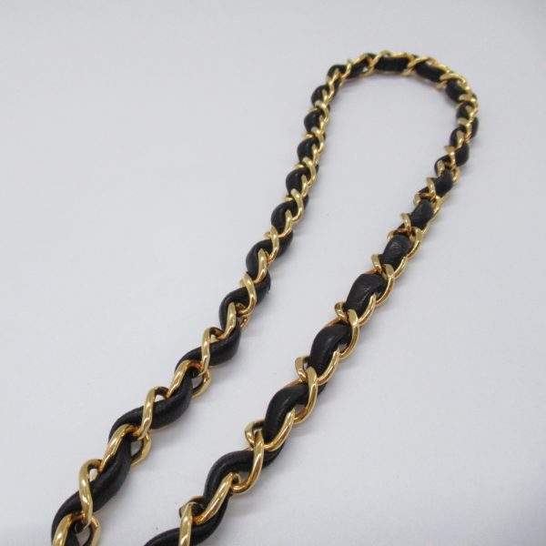 2101217913614 10 Chanel Matelasse Diana Chain Lambskin Black