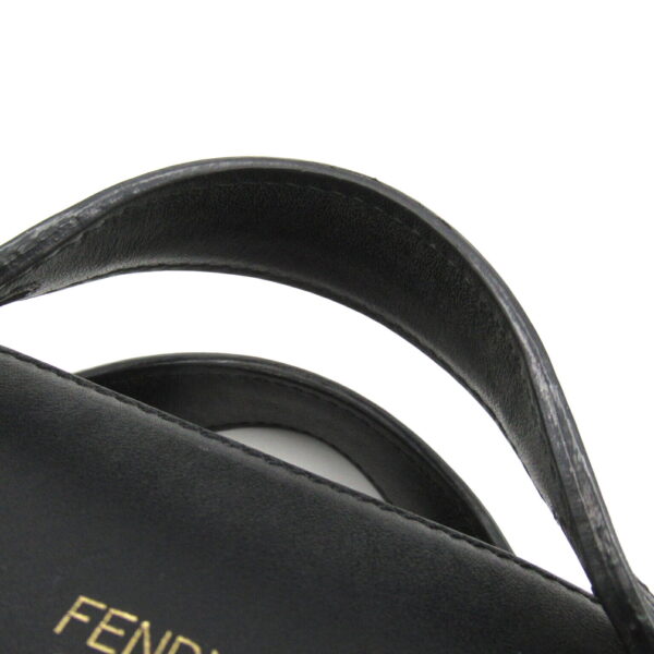 2101217921688 8 Fendi Visaway Small 2Way Shoulder Bag Black