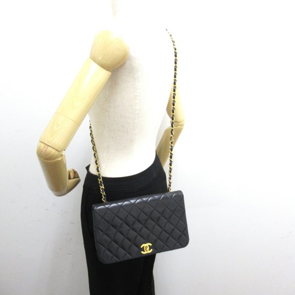 2101217949798 5 Chanel Matelasse Single Flap Chain Shoulder Bag Lambskin Black