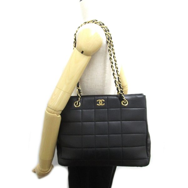 2101218025064 5 Chanel Chain Tote Bag Lambskin Black