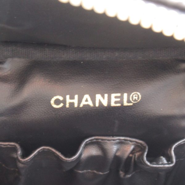 2101218066623 3 Chanel Vanity Handbag Caviar Skin Black