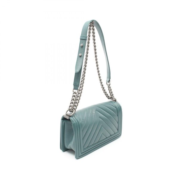 2101218085839 2 Chanel Boy Chevron Bag Caviar Skin Green